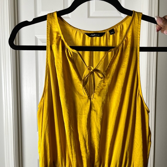 MUSTARD MIDI A-LINE DRESS - Picture 3 of 3